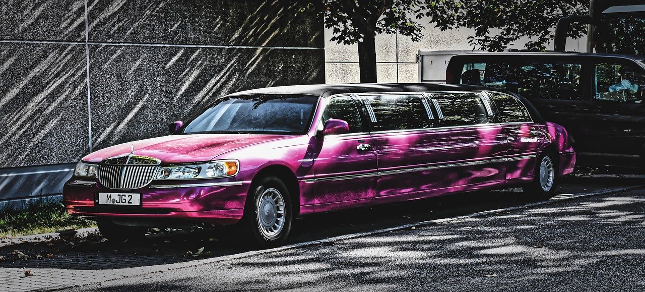DFW Limo Service: Reliable, Elegant, and On-Time for Every Occasion in Dallas