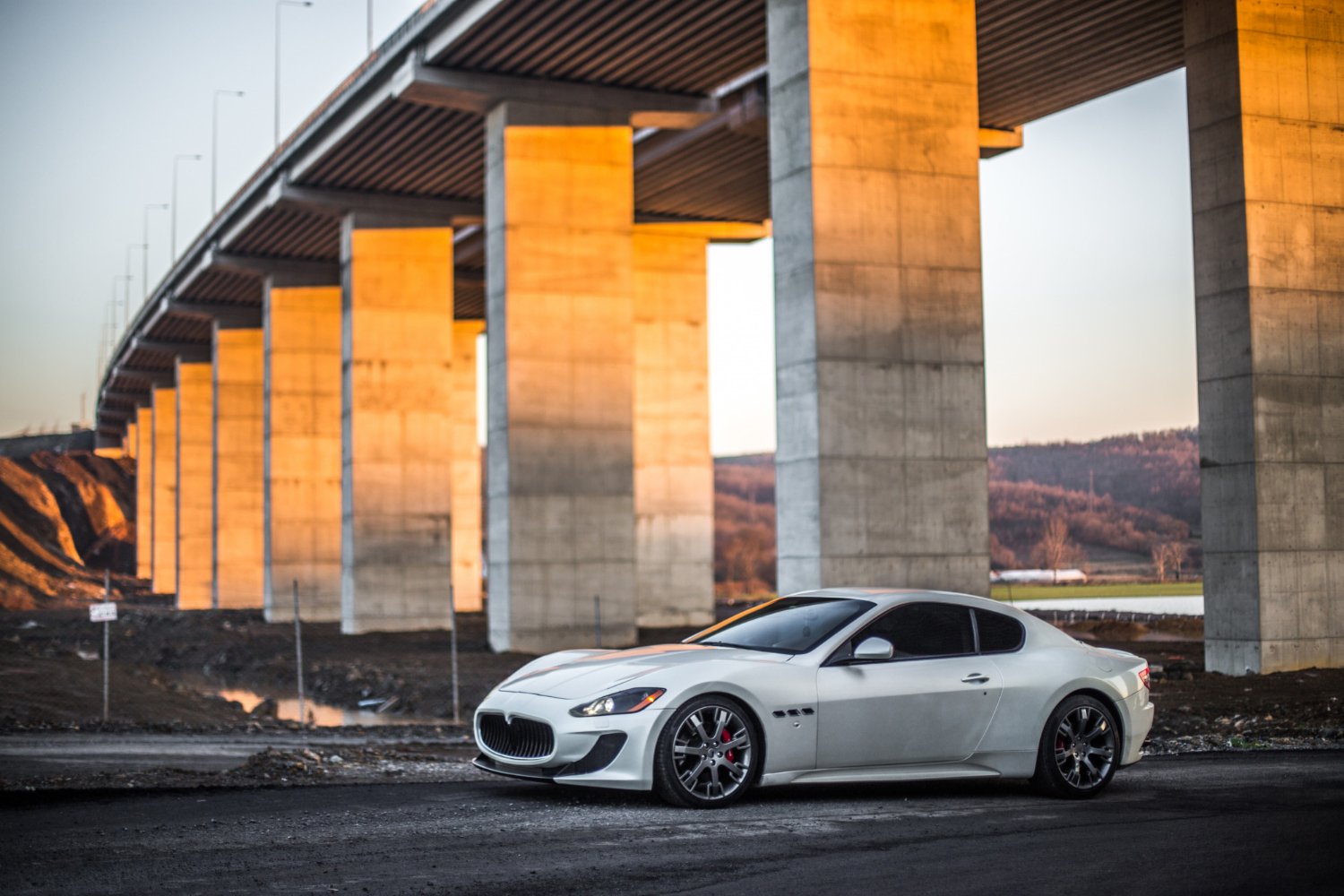 Stress-Free Airport Travel with Dallas Luxury Car Service